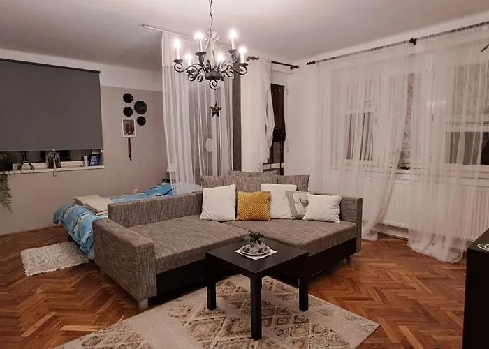 Belvarosi Studio Apartment Gyor