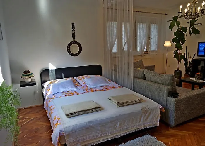 Belvarosi Studio * Gyor